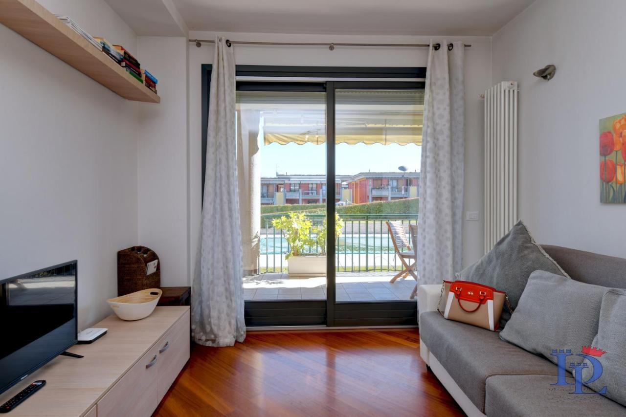 Ferienwohnung DesenzanoLoft Butterfly And Pools Desenzano del Garda Exterior foto