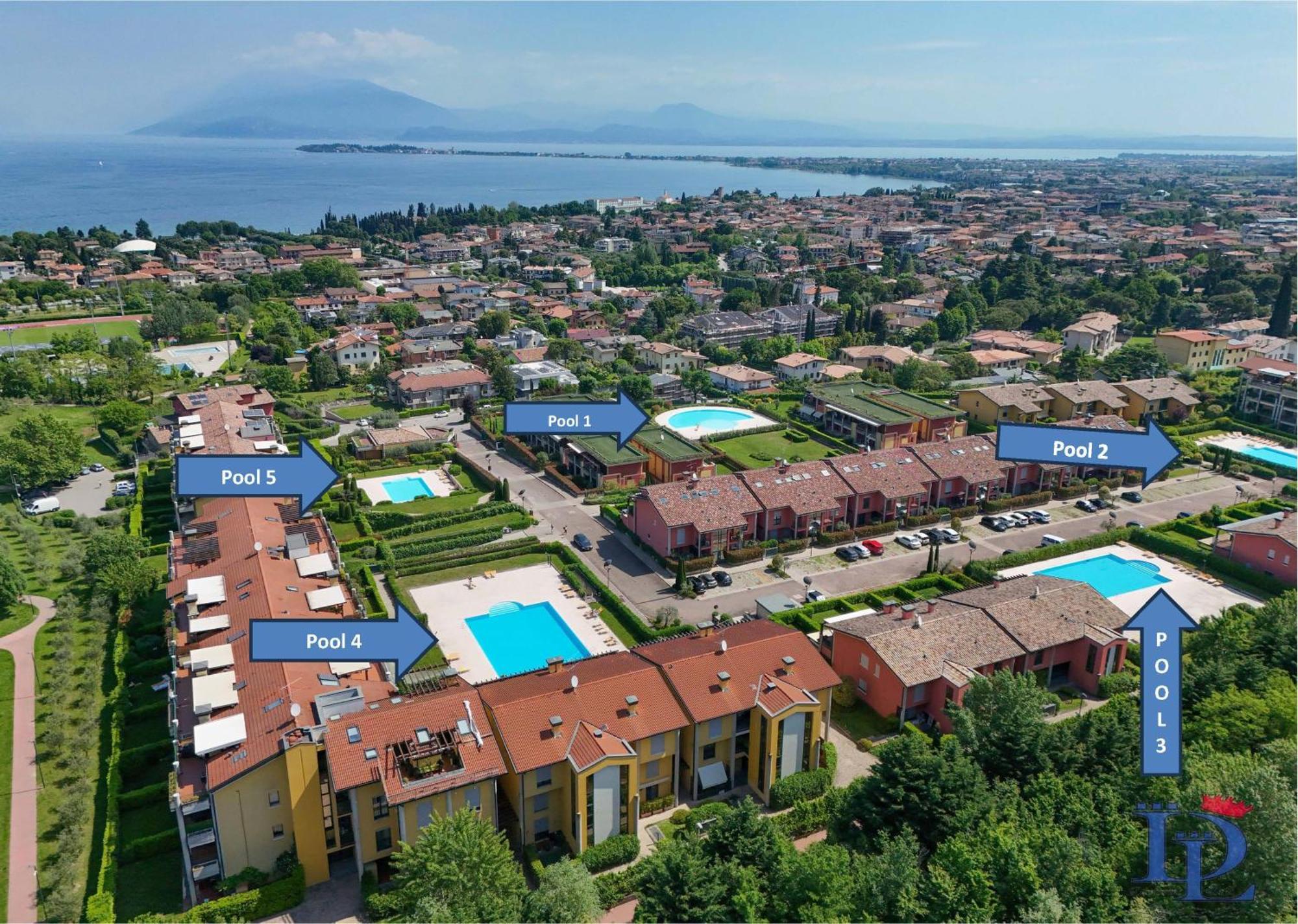 Ferienwohnung DesenzanoLoft Butterfly And Pools Desenzano del Garda Exterior foto